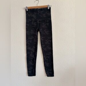 SPANX look at me now camo leggings size large